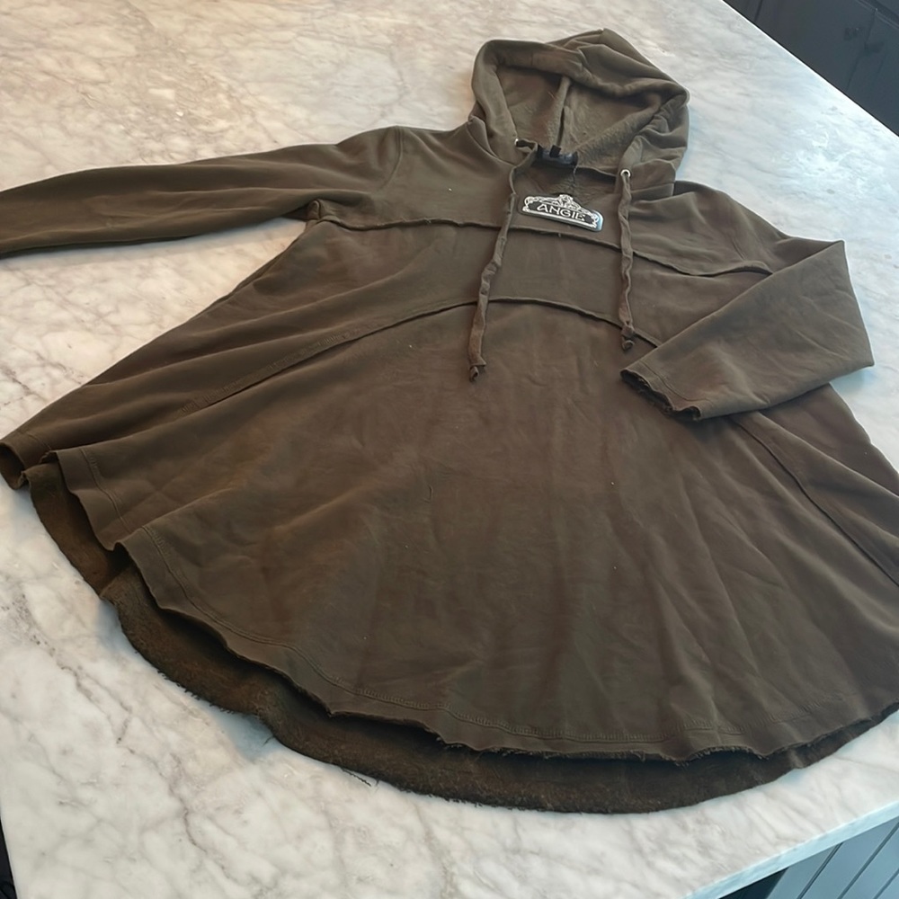 ANGIE COZY CROPPED SLEEVE SWEATSHIRT
